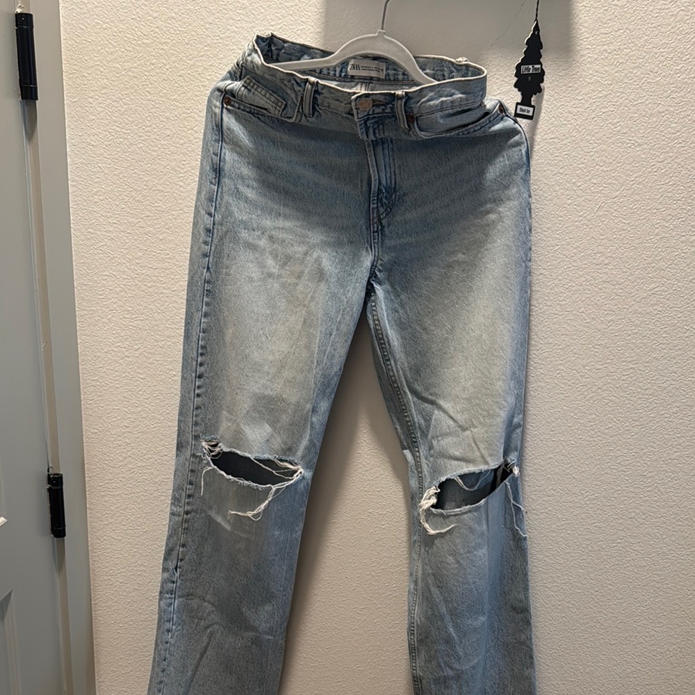 Men's Light Blue Distressed Jeans